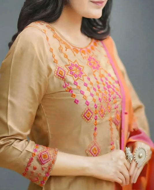 Cotton Embroidered Kurta With Pant & Linen Dupatta Set