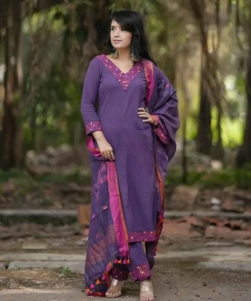 Purple Cotton Embroidered Kurta With Pant & Linen Dupatta Set