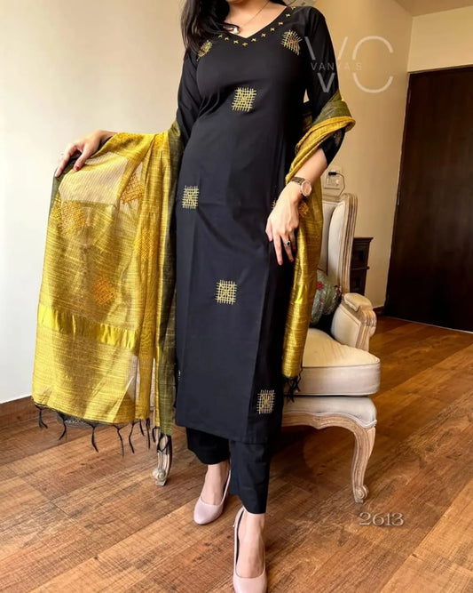 Black Embroidered Cotton Black Kurta And Pant Set With Silk Thread Work Dupatta
