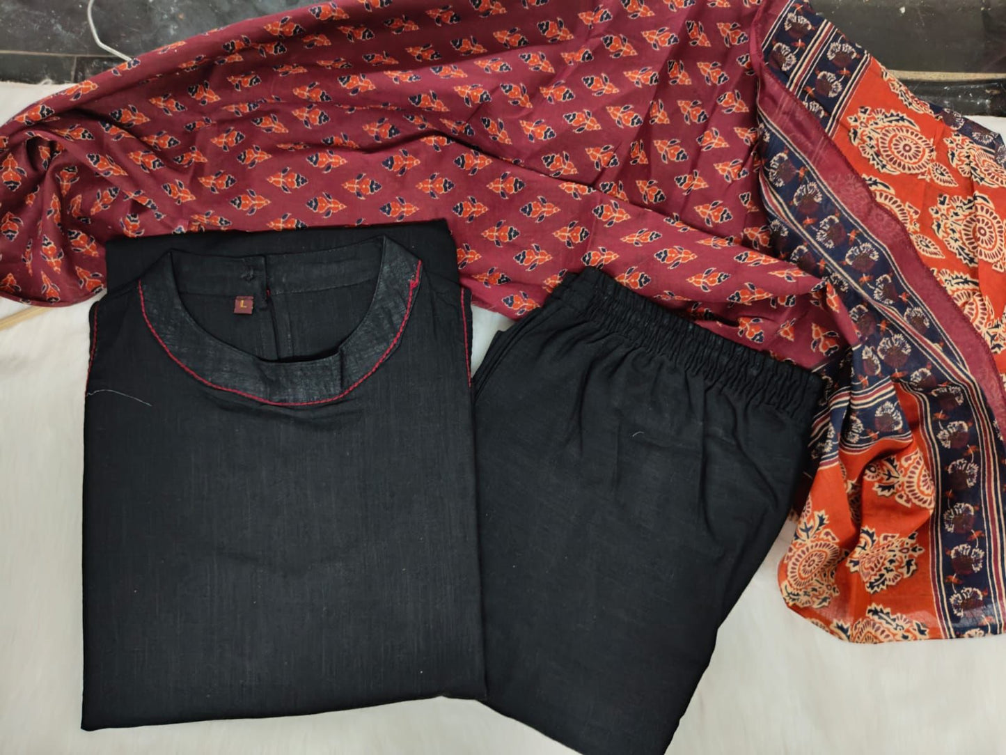 Black Sleeveless Anarkali Kurta Set with Printed Dupatta for Women