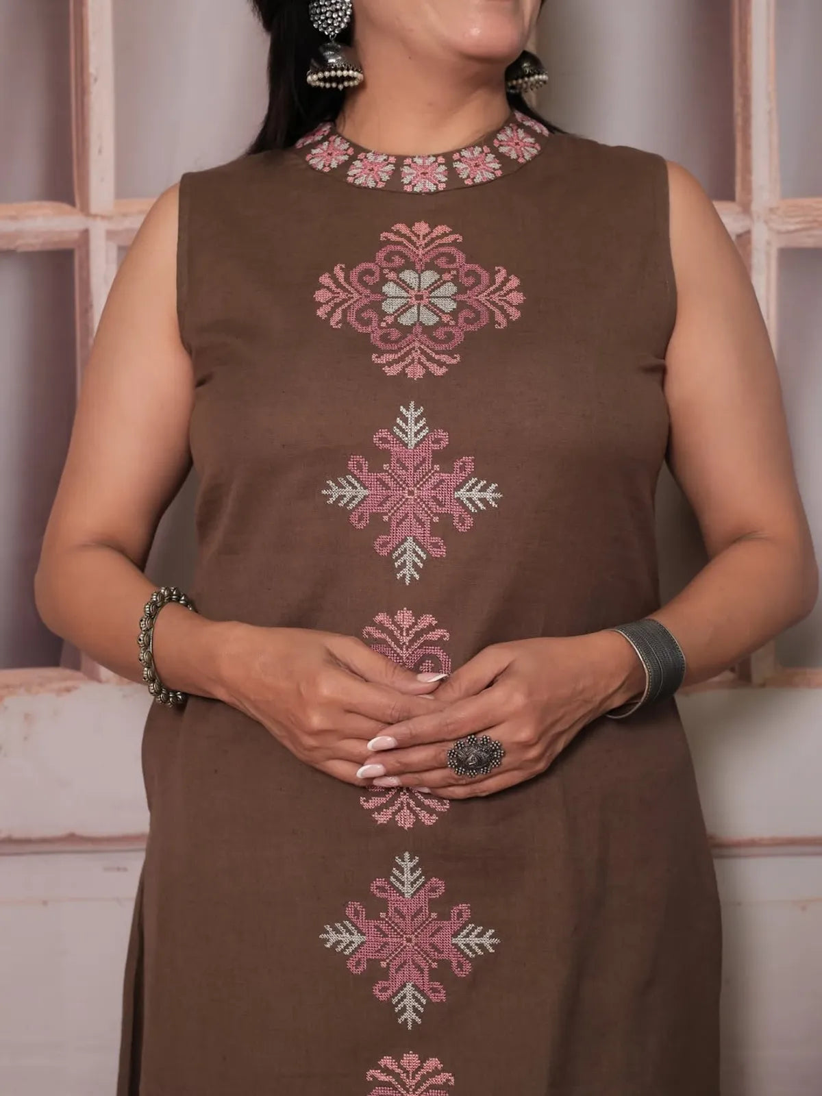 Brown Cotton Embroidered Cut Sleeve Kurta & Pant Set
