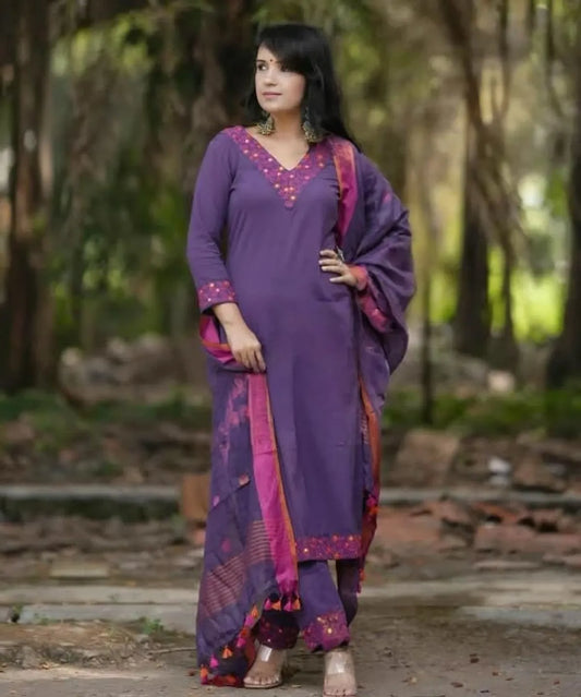 Purple Cotton Embroidered Kurta With Pant & Linen Dupatta Set
