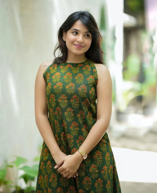 Cotton Printed Cut Sleeve Kurta & Pant Set.