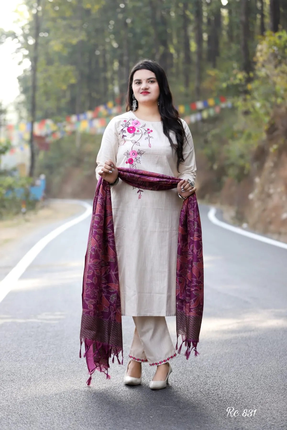 Handloom South Cotton Kurta With Pant & Khadi Silk Dupatta Set