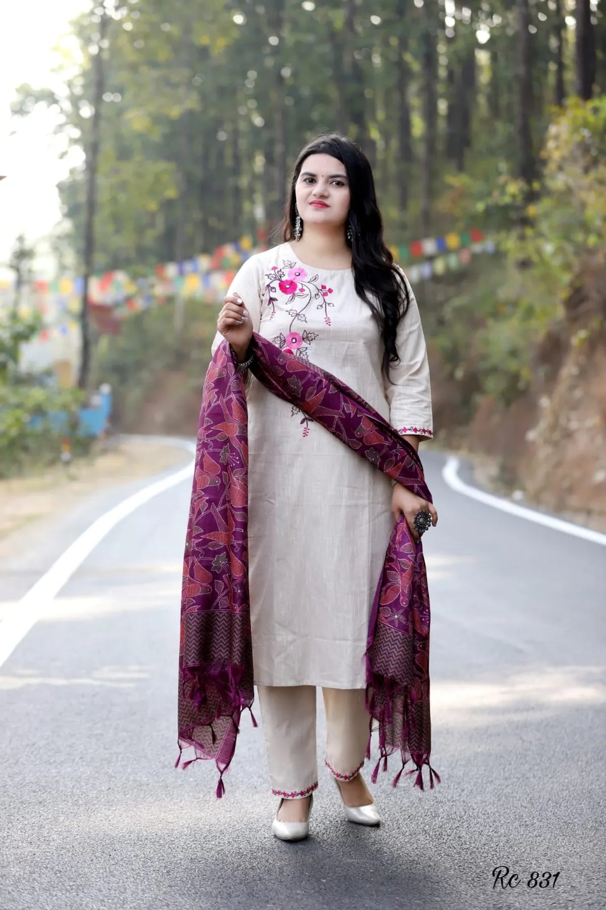 Handloom South Cotton Kurta With Pant & Khadi Silk Dupatta Set