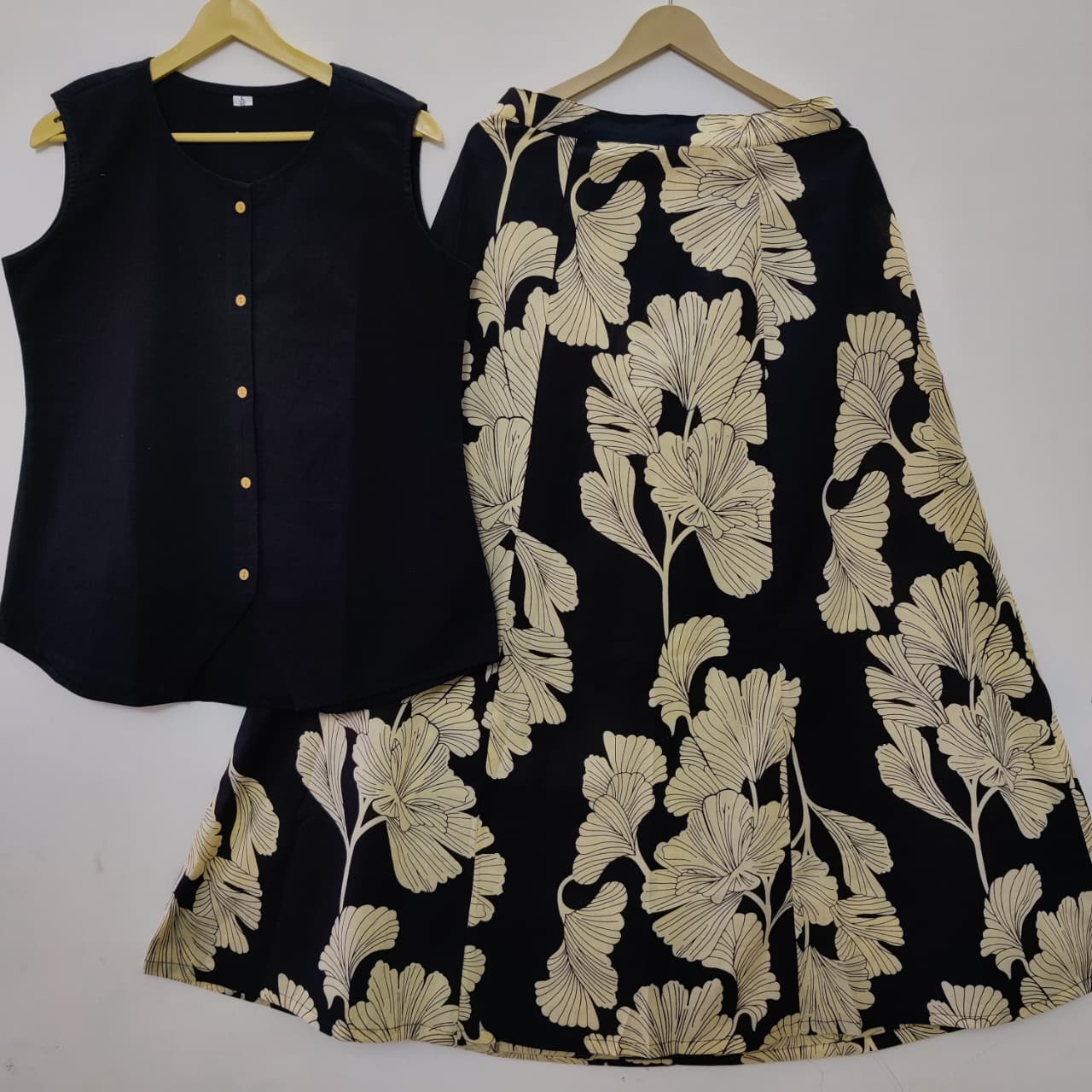 Black Floral Printed Sleeveless Kurta Dress for Women